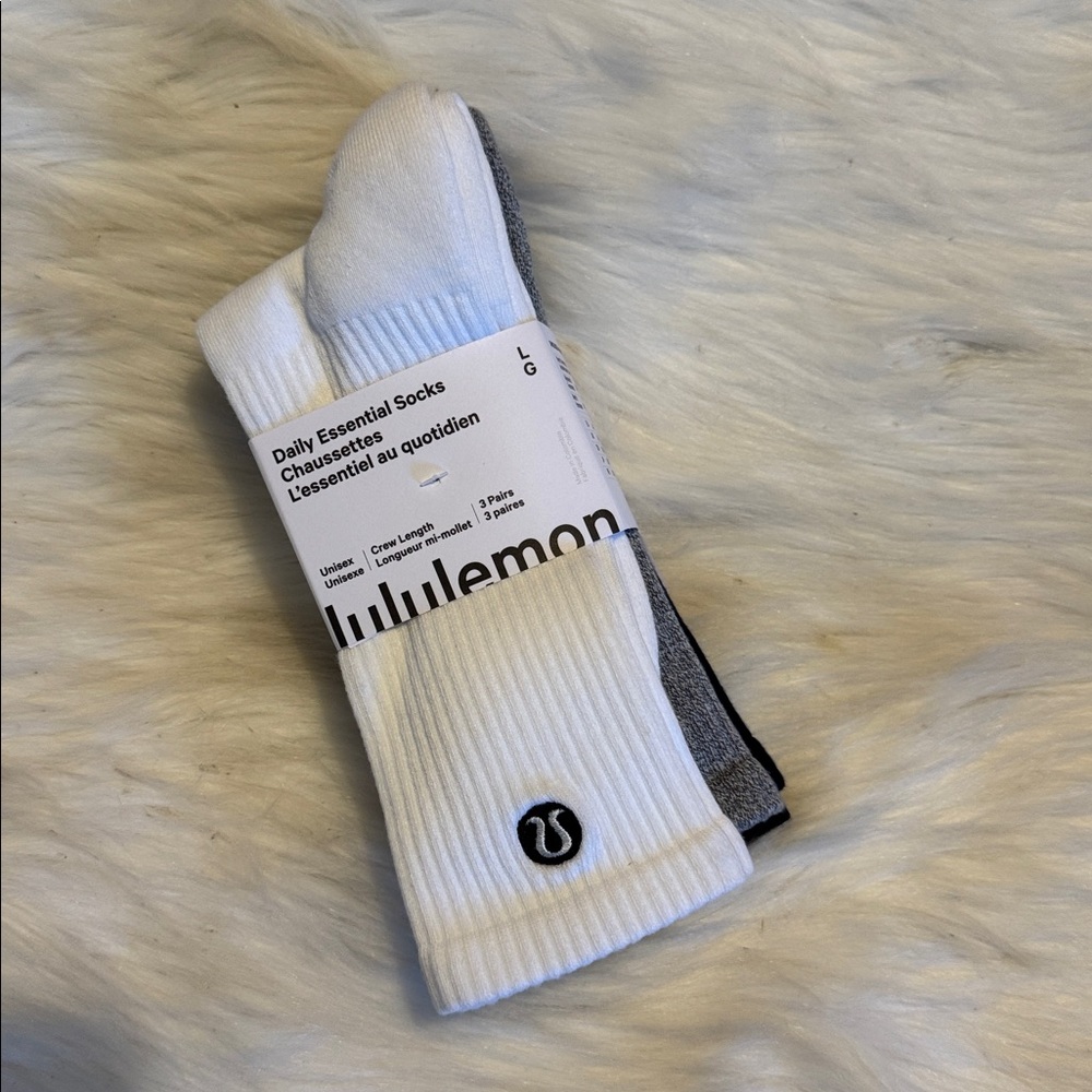 Lululemon Unisex Daily Essential Crew Length Socks sz Large